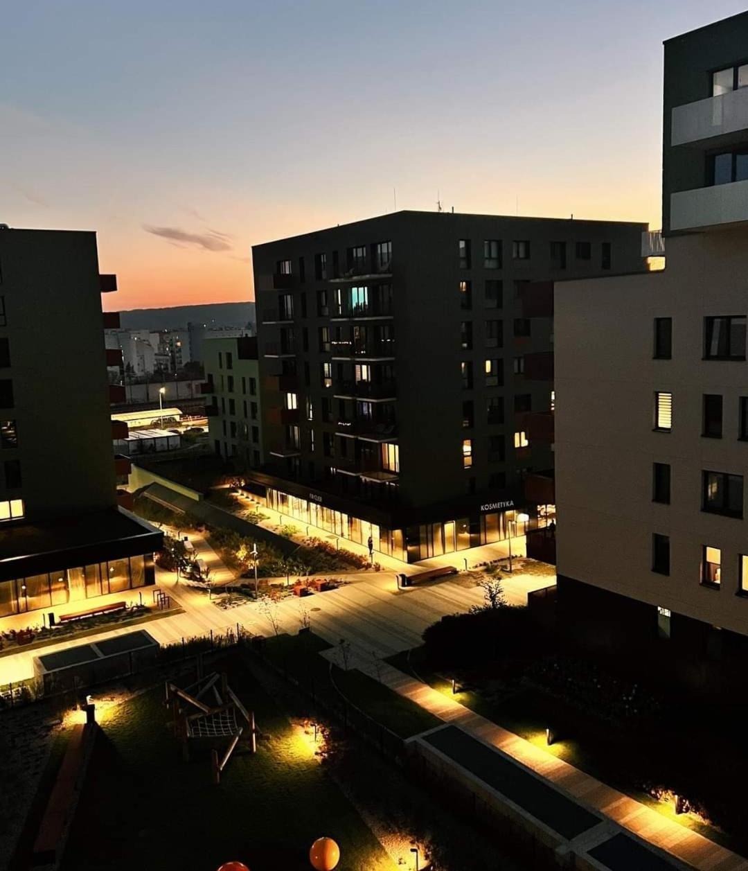 Apartament Aktorow Bronowice Krasków Eksteriør bilde