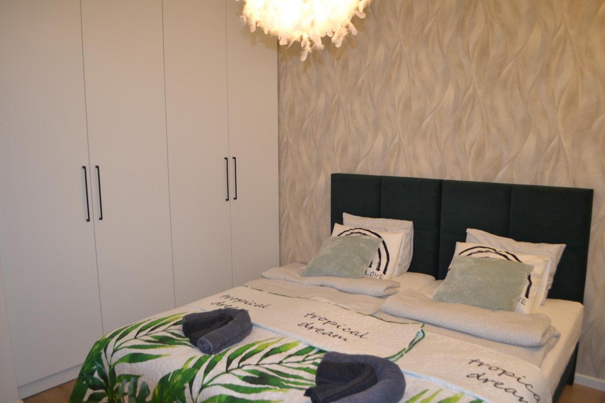 Apartament Aktorow Bronowice Krasków Eksteriør bilde